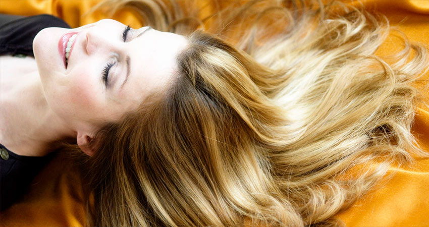تثبیت رنگ موی دکلره شده با چند روش ساده