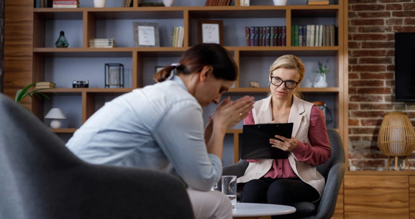 علاقه مندی ها و مسیر فکری